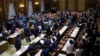RUU keamanan yang tengah dibahas tersebut telah menuai pro dan kontra. REUTERS/Toru Hanai.