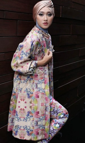 Dian Pelangi Akan Rilis Busana Hijab untuk Olahraga di JFW 2016
