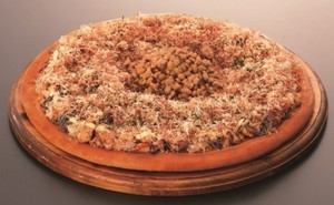 Aokis Pizza di Jepang Ciptakan Pizza Rasa Ramen dan Natto Okonomiyaki!