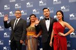 Tara Basro Merah Memesona di Venice Film Festival