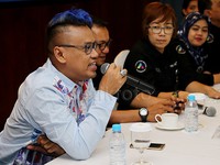 Kini, Uya akan eksis di Trans7 lewat program talkshow 'Rumah Uya.'