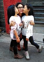 Vitalia Sesha dan 2 Putri Kesayangannya