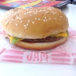 Yummy! Enaknya Mini Big Mac dan Mega Mac dari​ McDonalds