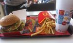 Yummy! Enaknya Mini Big Mac dan Mega Mac dari​ McDonalds