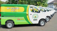 Mobil pikap Daihatsu Gran Max berada di urutan keempat dengan angka penjualan 4.726 unit. Foto Gran Max saat diserahkan ke Dewan Masjid Indonesia beberapa waktu lalu. Aris Ginanjar/detikOto.