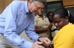 Tinggalkan Kemewahan, Bill Gates Gaul dengan Orang Miskin