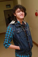 Rambut Acak-acakan, Shawn Adrian Tetap Ganteng