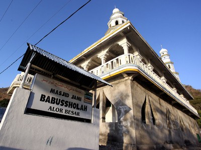 Berkunjung ke Salah Satu Masjid Tertua di Alor