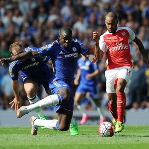 Chelsea Kalahkan 9 Pemain Arsenal 2-0