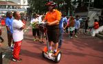 Masyarakat Jajal Segway Milik Polisi di CFD