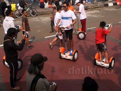 Masyarakat Jajal Segway Milik Polisi di CFD