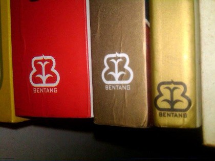 Buku-buku Aneh yang Membawa Berkah