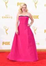 Mengintip Suasana Red Carpet Emmy Awards 2015 (1)