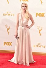 Mengintip Suasana Red Carpet Emmy Awards 2015 (1)