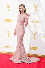 Mengintip Suasana Red Carpet Emmy Awards 2015 (1)
