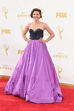 Mengintip Suasana Red Carpet Emmy Awards 2015 (2)
