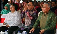 Din Syamsuddin menyebut, Indonesia sudah masuk jajaran 10 negara yang menciptakan polusi terbesar. Salah satunya karena asap akibat kebakaran hutan yang melanda Sumatera dan Kalimantan. Lamhot Aritonang/detikFoto.
