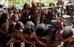 Melihat Kampung Tradisional Takpala