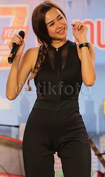 10 Foto Terheboh: Jennifer Bachdim, Yuni Shara hingga Aura Kasih