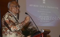 Menurut Ketua KPK Taufiequrachman Ruki, gratifkasi merupakan hal yang wajar apalagi di dunia bisnis, tapi ada batasnya.