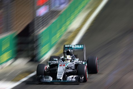 Sebelum Mobilnya Bermasalah, Hamilton Masih Yakin Bisa Menang