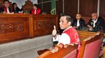 Sidang Muncikari Robby Abbas Kembali Ditunda