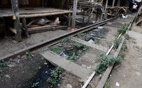 Jalur KA Saketi-Bayah sepanjang 80 Km dibangun oleh Jepang dari Februari 1943 sampai dengan Maret 1944.