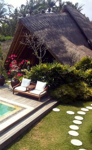 Sensasi Mewah Berkemah di Sandat Glamping Tents Ubud, Bali
