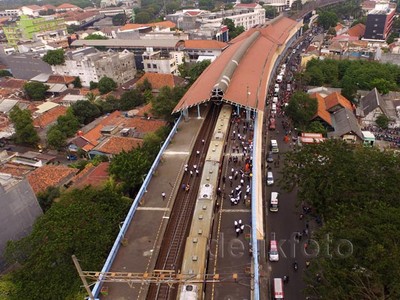 Penampakan Dua Kereta yang Berbenturan dari Udara