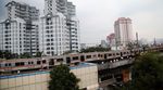 Dua Kereta yang Berbenturan Jadi Tontonan