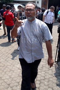 Bambang Widjajanto juga hadir.