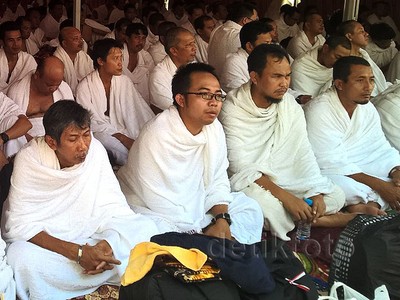 Jemaah Haji Wukuf di Arafah