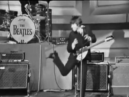 Beredar Video John Lennon Ejek Disabilitas yang Hebohkan Publik