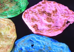 Ada Roti Canai Aneka Warna dan Rasa di Malaysia