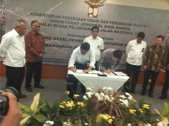 Kontrak Proyek Tol Pertama di Kalimantan Diteken Rp 848 Miliar