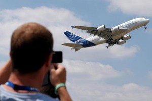 Saingi Boeing dan Airbus, China-Rusia Bikin Pesawat Jumbo