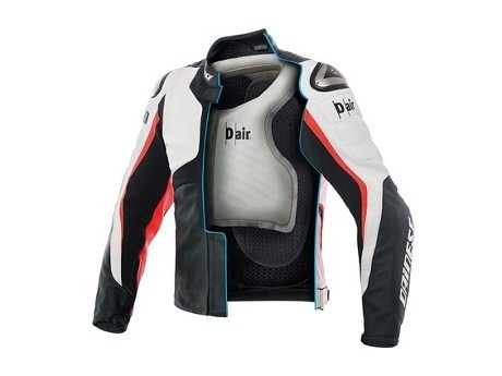 Jaket Berkantung Udara dari Dainese Ini Dibanderol Rp 24,5 Juta