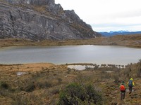 Baik Danau 1 atau Danau 2, belum dilakukan penelitian mengenai asal muasal serta kedalamannya. Rasa airnya sendiri, sangat dingin! (Afif/detikTravel)