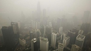 Singapura Marah Kabut Asap dari Indonesia Capai Titik Tertinggi