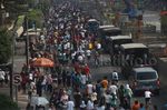 Truk TNI Melintas Saat CFD