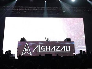 Malam Minggu Joget Bareng Al Ghazali Hingga Alesso dan Dash Berlin