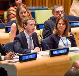 Gates, Zuck Hingga Bono Galang Deklarasi Konektivitas