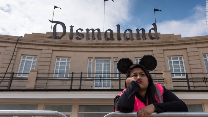 Pameran Dismaland Banksy Resmi Ditutup!