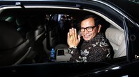 Pramono meninggalkan gedung KPK.