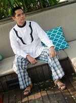 Kemesraan Dude Harlino dan Alyssa Soebandono