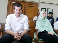 Stuart dan Risty menjalani sidang cerai di Pengadilan Agama Jakarta Selatan.