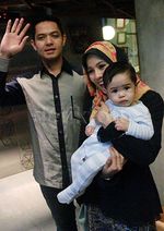 Gemesnya! Si Imut Rendra Lebih Mirip Alyssa atau Dude?