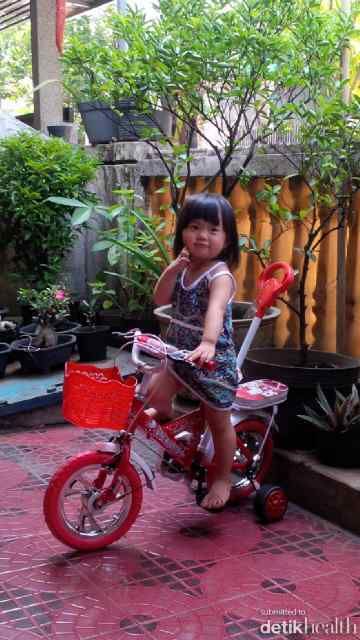 Jovana Annabella Yang