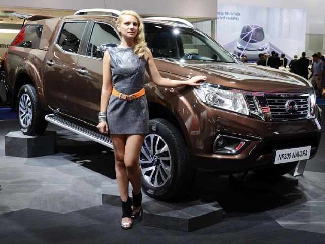 Lenggak-lenggok SPG Jerman