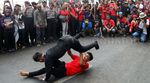 Ratusan Petani Demo di Istana